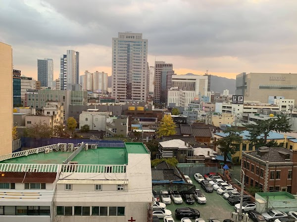 February Hotel Dongseongro