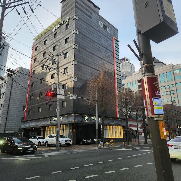 Wall Hotel