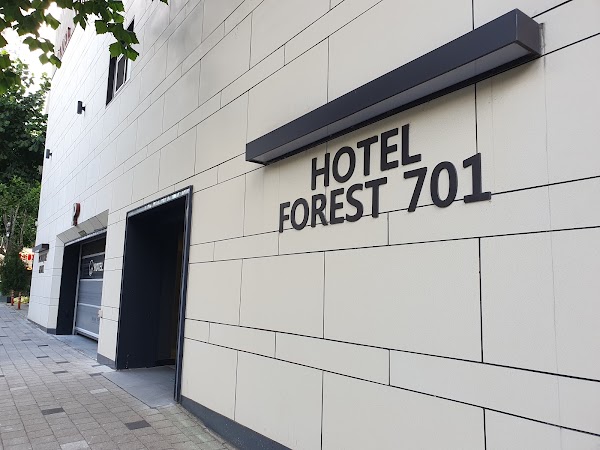 Forest 701 Hotel