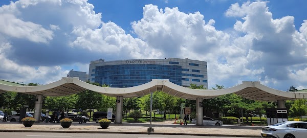 Kotel Gimpo Airport
