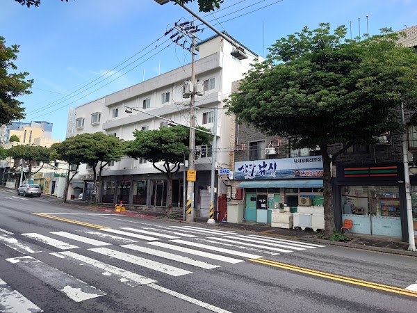 HOTEL G