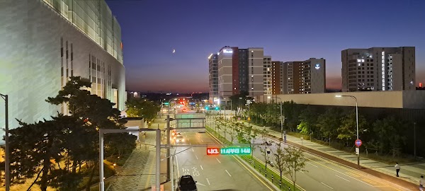 Suwon Station Lime